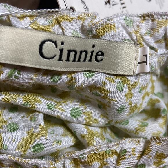 NWT Boutique Cinnie Floral Ruffle Sleeveless Top Sz Large - Picture 13 of 13